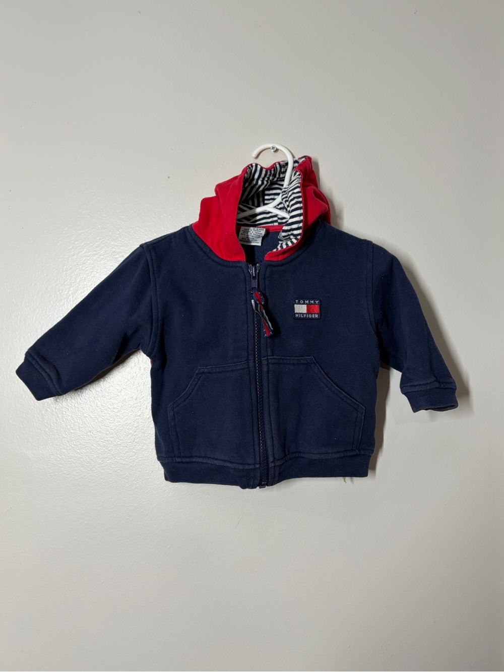 Vintage Tommy Hilfiger Navy Hoodie with Red Lined Hood size 3-6 months